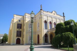 Debrecen-02-Theater